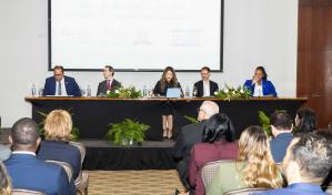 Delegación de abogados de Nueva York ofrece foro en Santo Domingo Delegación de abogados de Nueva York ofrece foro en Santo Domingo