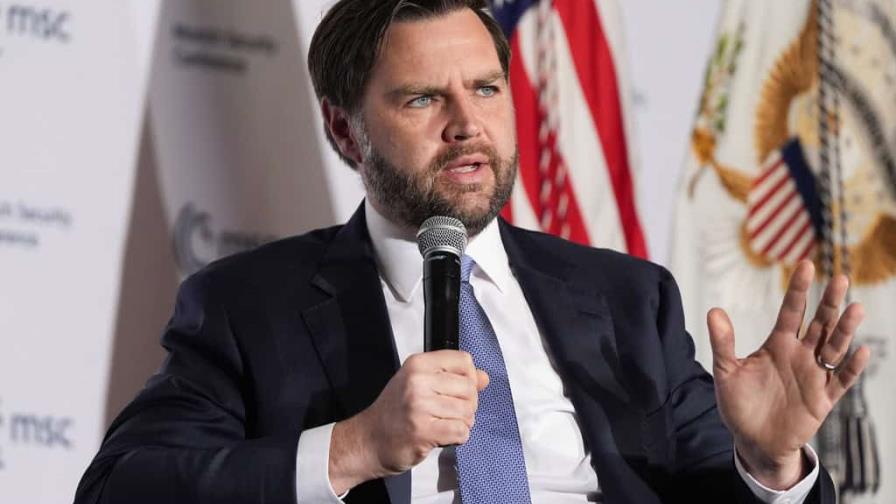 Vance afirma que EE. UU. está preocupado pero no se involucrará en el conflicto indopakistaní Vance afirma que EE. UU. está preocupado pero no se involucrará en el conflicto indopakistaní