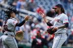 Emmanuel Clase llega a 15 rescates; Devers pega doble en revés de los Gigantes Emmanuel Clase llega a 15 rescates; Devers pega doble en revés de los Gigantes
