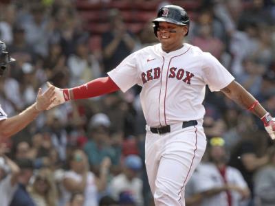 Devers hace duras criticas a gerencia de Boston y rechaza jugar 1B