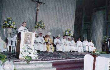 En La Vega recuerdan al nuevo papa por su sencillez, cercanía y dominio del español