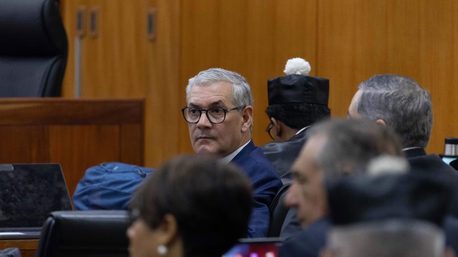 Recesan juicio por corrupción tras fallecimiento de madre de exdirector de Catastro Nacional Recesan juicio por corrupción tras fallecimiento de madre de exdirector de Catastro Nacional