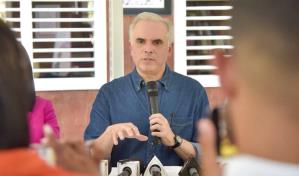 Minerd no hará concurso de oposición hasta que designe a pasados docentes ganadores