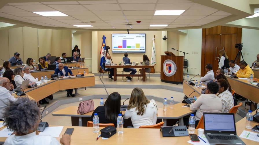 El Consejo Económico y Social se reestructura: diez organizaciones fueron sustituidas El Consejo Económico y Social se reestructura: diez organizaciones fueron sustituidas