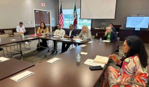 Adriano Espaillat viaja a México para denunciar políticas migratorias de Trump