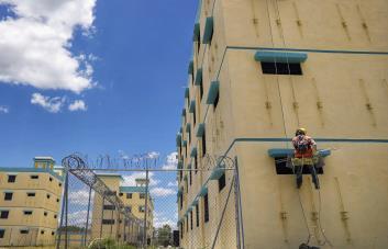 Las Parras será una cárcel sin celulares, prometen las autoridades