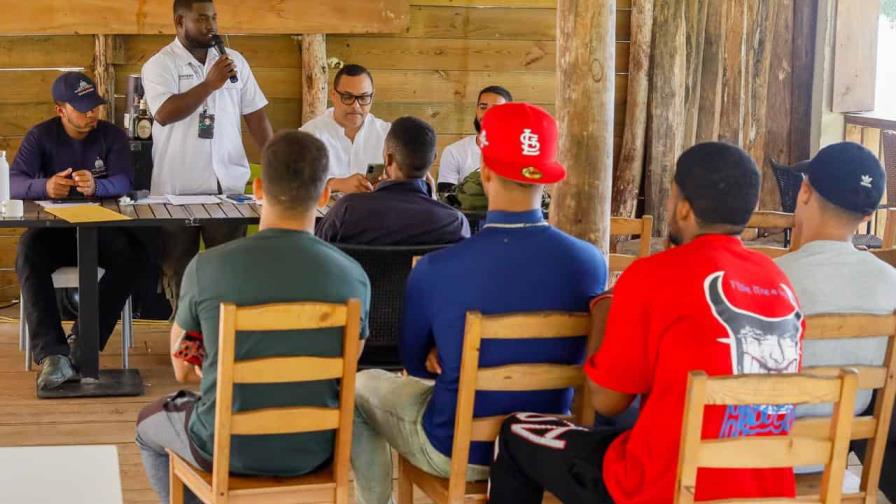 Ponen en marcha programa de formación de guías ecoturísticos de Valle Nuevo Ponen en marcha programa de formación de guías ecoturísticos de Valle Nuevo