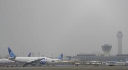 EE. UU. ordena inicio de reducción gradual de vuelos ante tensión en el sistema