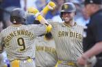 Padres conectan cinco HRs y logran 24 hits en paliza sobre Rockies