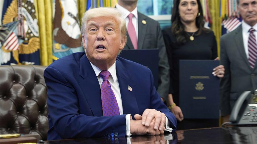 Donald Trump abre la puerta a negociar con Maduro en plena tensión militar Donald Trump abre la puerta a negociar con Maduro en plena tensión militar