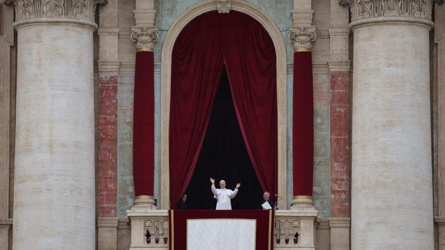 El papa León XIV clama por la paz en Ucrania y Gaza y pide escuchar a los jóvenes en su primer rezo El papa León XIV clama por la paz en Ucrania y Gaza y pide escuchar a los jóvenes en su primer rezo