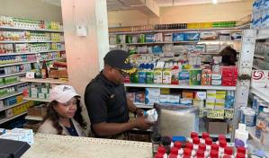 Decomisan más de diez millones de medicamentos irregulares en Salcedo Decomisan más de diez millones de medicamentos irregulares en Salcedo