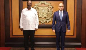 El canciller de Kenia visita República Dominicana y se reunirá con el presidente Abinader