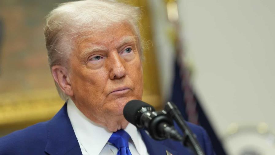 Trump quiere datos de indocumentados que solicitaron ayuda durante pandemia en California Trump quiere datos de indocumentados que solicitaron ayuda durante pandemia en California