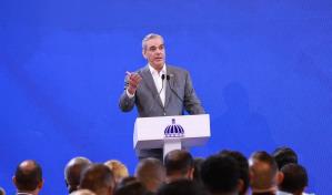 Abinader dice que la reunión con los expresidentes se enfocará en la seguridad nacional