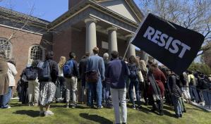 Trump ordena a las universidades revelar datos raciales para probar imparcialidad en admisiones