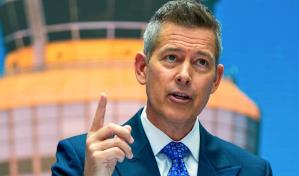 Gobierno de EE. UU. crea un grupo de emergencia para resolver fallos en aeropuerto de Newark