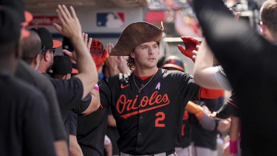 2 RBIs de Handley ayudan a los Orioles a vencer a los Angelinos 2 RBIs de Handley ayudan a los Orioles a vencer a los Angelinos