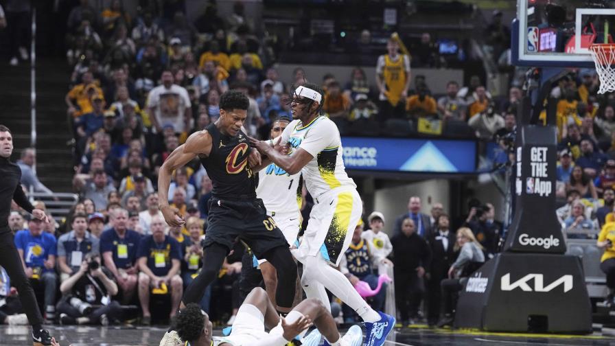 Video| Pacers pierden a Bennedict por expulsión tras golpear con el puño cerrado a Hunter de Cavs Video| Pacers pierden a Bennedict por expulsión tras golpear con el puño cerrado a Hunter de Cavs