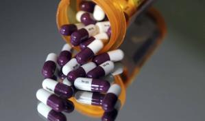 Trump anuncia firmará decreto de reducción de 59 % en precios de medicamentos