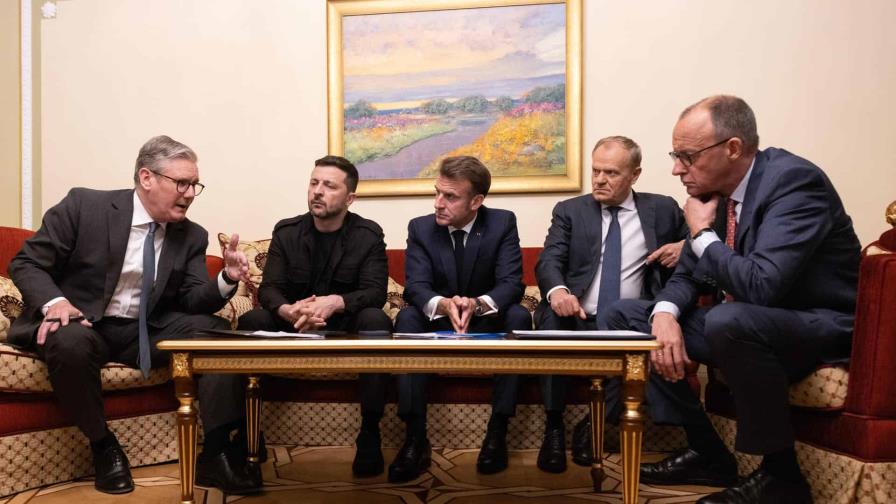 Los líderes europeos ponen en duda la oferta de diálogo de Putin si no hay alto el fuego Los líderes europeos ponen en duda la oferta de diálogo de Putin si no hay alto el fuego