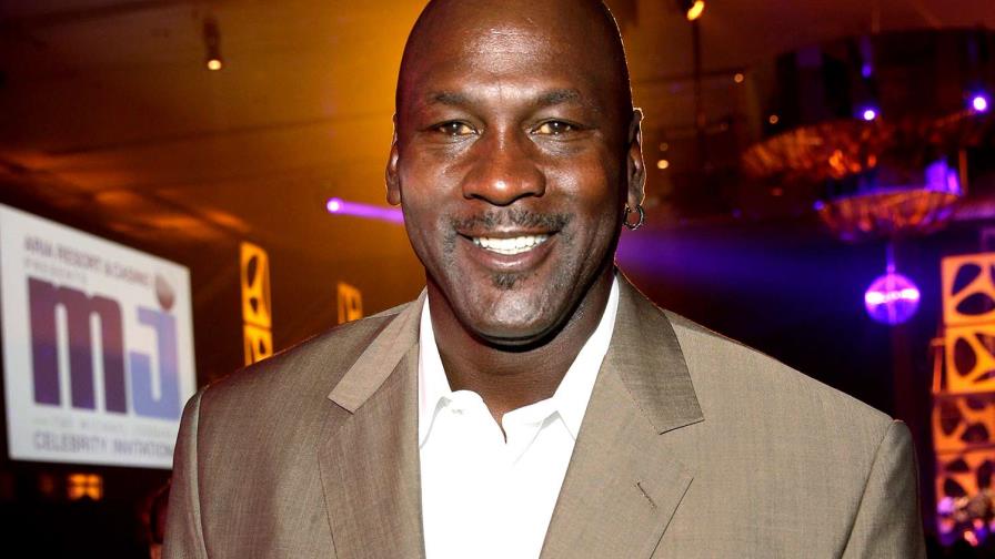 Michael Jordan se une a NBC como colaborador especial para la cobertura de la NBA Michael Jordan se une a NBC como colaborador especial para la cobertura de la NBA