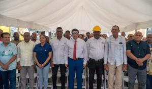 Alcaldía de Santo Domingo Este lanza plan comunitario para sanear imbornales