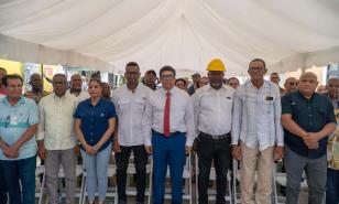 Alcaldía de Santo Domingo Este lanza plan comunitario para sanear imbornales