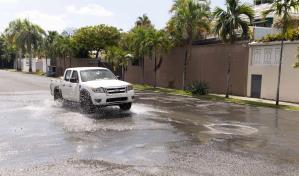 Vecinos de San Gerónimo claman por solución al colapso del alcantarillado en la calle Olof Palme