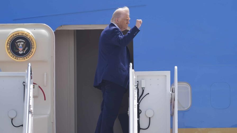 Trump inicia su gira internacional con numerosos problemas y la certeza de tener las respuestas Trump inicia su gira internacional con numerosos problemas y la certeza de tener las respuestas