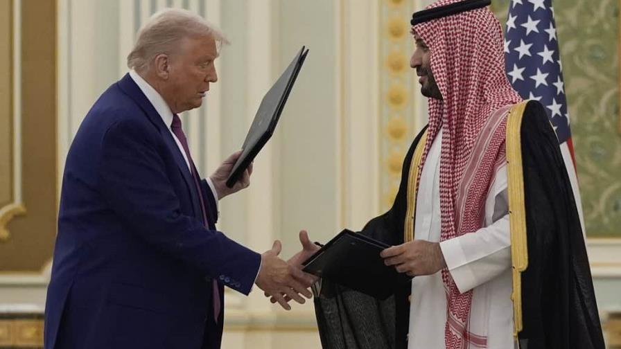 Trump anuncia que Arabia Saudí invertirá 600,000 millones de dólares en Estados Unidos Trump anuncia que Arabia Saudí invertirá 600,000 millones de dólares en Estados Unidos