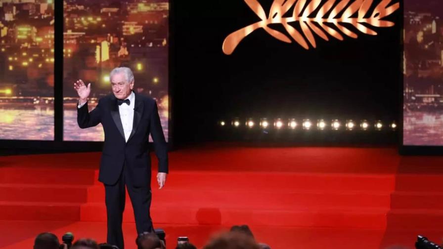 Robert De Niro arremete contra Trump al recibir una Palma honorífica en Cannes Robert De Niro arremete contra Trump al recibir una Palma honorífica en Cannes