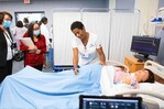 Dominicana de Cleveland Clinic persiguió su sueño de ser enfermera Dominicana de Cleveland Clinic persiguió su sueño de ser enfermera