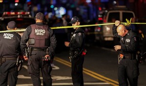 Balacera en El Bronx deja un herido e impacta una ambulancia horas despu&eacute;s de anuncio de refuerzo policial
