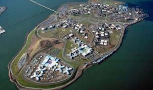 Un tribunal federal toma el control de la violenta cárcel de Rikers de Nueva York