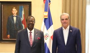 Abinader y el canciller de Kenia hablan sobre el tema haitiano