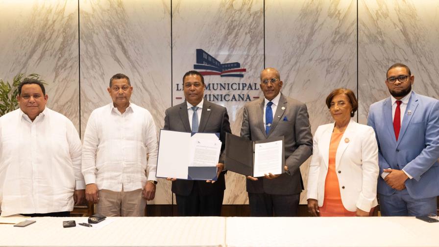 La Liga Municipal y la Contraloría promueven la eficiencia en el uso de recursos públicos La Liga Municipal y la Contraloría promueven la eficiencia en el uso de recursos públicos