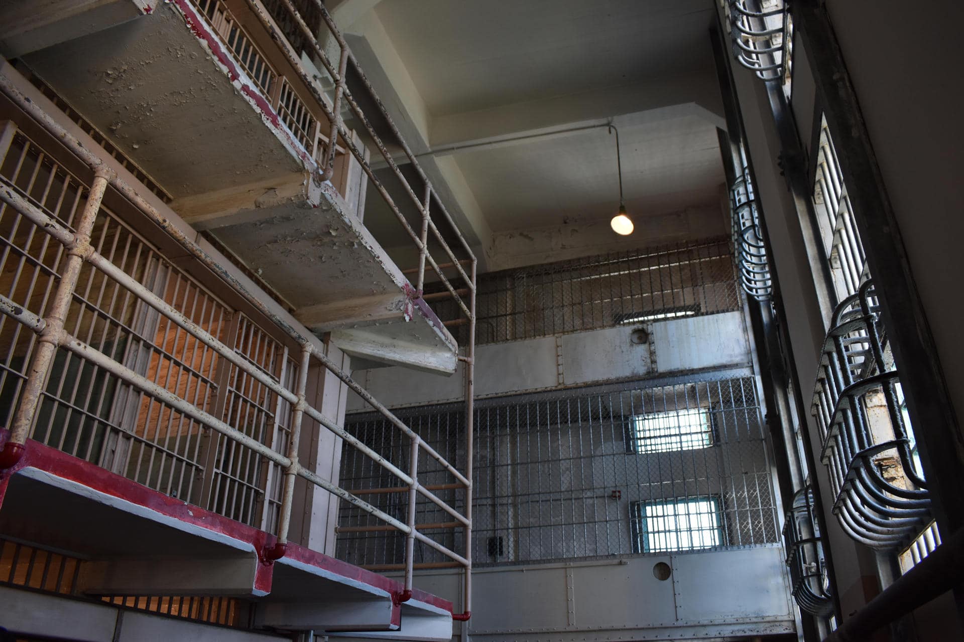 Fotografía que muestra la prisión Alcatraz este jueves, en San Francisco (Estados Unidos). 