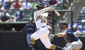 VIDEO | Miguel Andújar sacude jonrón en paliza de Atléticos a los Dodgers