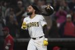 VIDEO| Tatis Jr. conecta cuadrangular y deja en el terreno a los Angelinos
