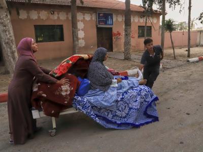 Ataques israelíes en Gaza matan a 60 personas