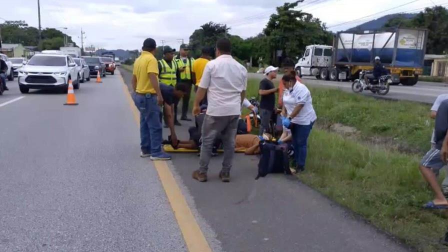 Dos ciudadanos haitianos resultan heridos en accidente en la autopista Duarte Dos ciudadanos haitianos resultan heridos en accidente en la autopista Duarte