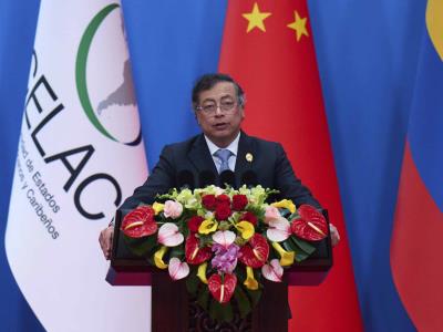 Colombia firma plan de cooperación con China