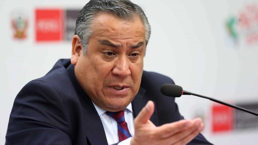 Renuncia el primer ministro de Perú un día antes de someterse a una censura en el Congreso Renuncia el primer ministro de Perú un día antes de someterse a una censura en el Congreso