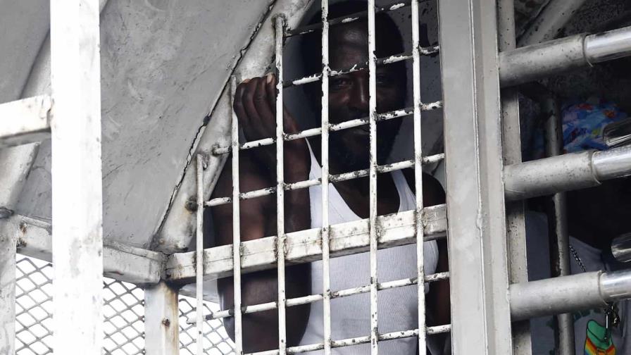 103 diputados proponen crear cuerpo élite para perseguir delitos migratorios y tráfico de personas 103 diputados proponen crear cuerpo élite para perseguir delitos migratorios y tráfico de personas