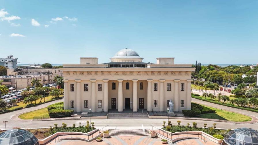Bellas Artes abre sus puertas a estudiantes en proyecto de inmersión cultural Bellas Artes abre sus puertas a estudiantes en proyecto de inmersión cultural