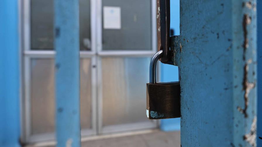 Paro médico golpea a usuarios vulnerables: frustración y citas aplazadas hasta agosto Paro médico golpea a usuarios vulnerables: frustración y citas aplazadas hasta agosto