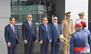 Comienza la reunión de Abinader con expresidentes sobre la situación de Haití