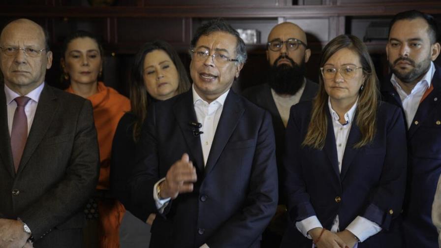 Gustavo Petro convoca movilizaciones tras el rechazo del Senado a su consulta popular Gustavo Petro convoca movilizaciones tras el rechazo del Senado a su consulta popular