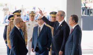 El Gobierno replanteará la política del Estado frente a la crisis haitiana, tras reunión histórica